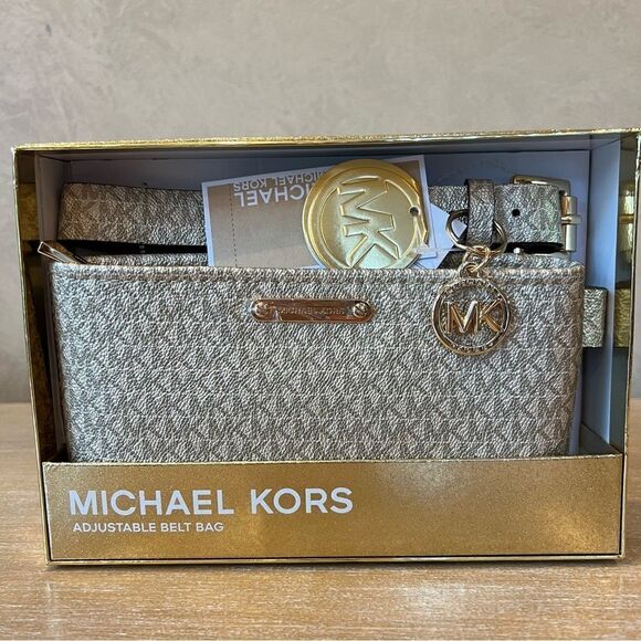 Michael Kors adjustable belt bag NIB S/M - Picture 3 of 5